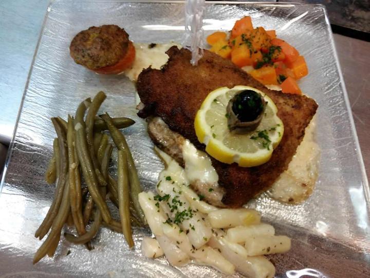 Dégustez les spécialités de la région alsacienne.