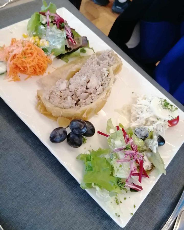 Familienmahlzeit Pulversheim